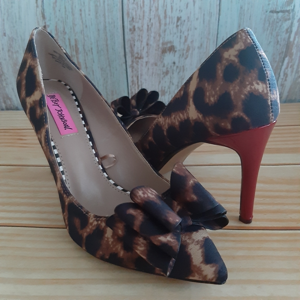 Betsey Johnson Bret Pump Animal Print Heels